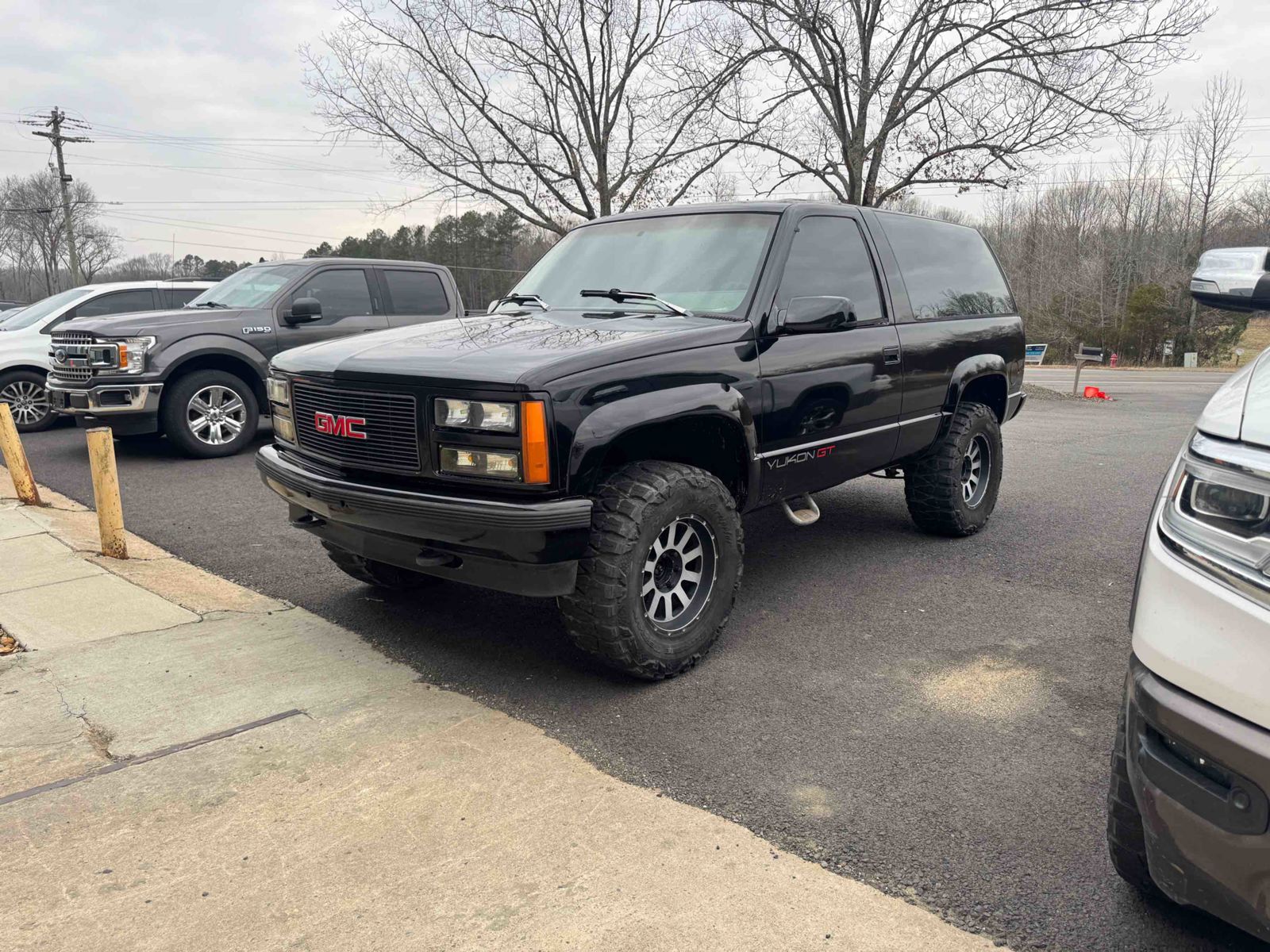 1993 GMc Yukon GT photo