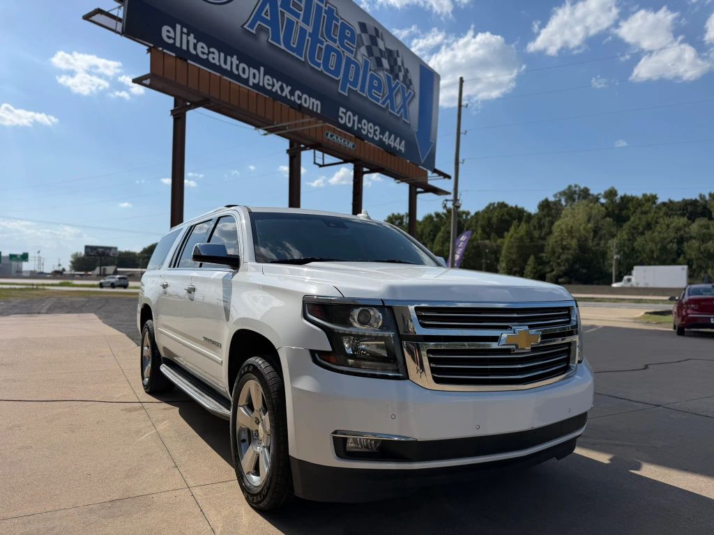 2018 Chevrolet Suburban Premier Sport Utility 4D photo 4