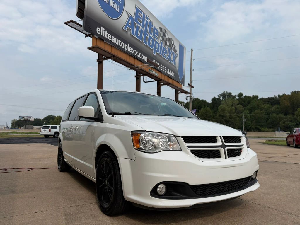 2019 Dodge Grand Caravan Passenger GT Minivan 4D photo 4