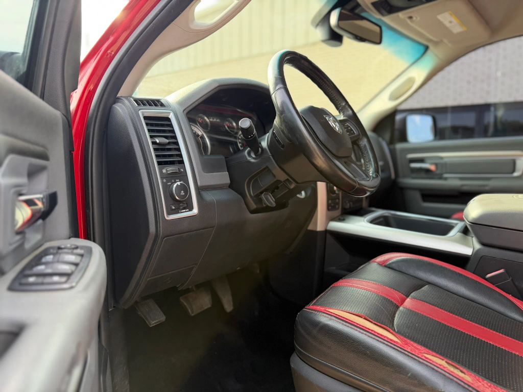 2016 Ram 1500 Crew Cab Big Horn Pickup 4D 5 1/2 ft photo 5