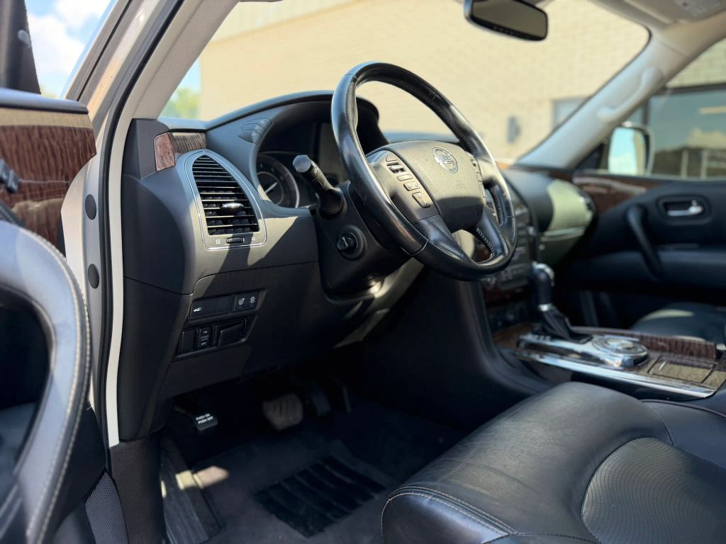 2020 Nissan Armada SL Sport Utility 4D photo 5