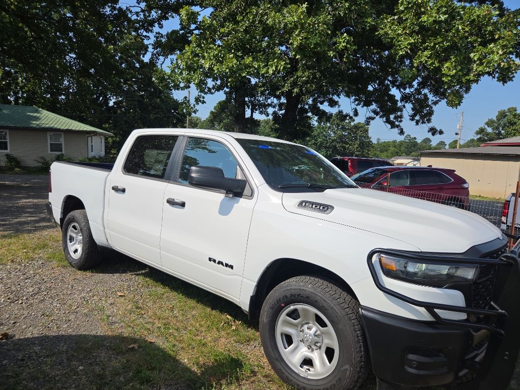 2025 Ram 1500 Tradesman photo 2