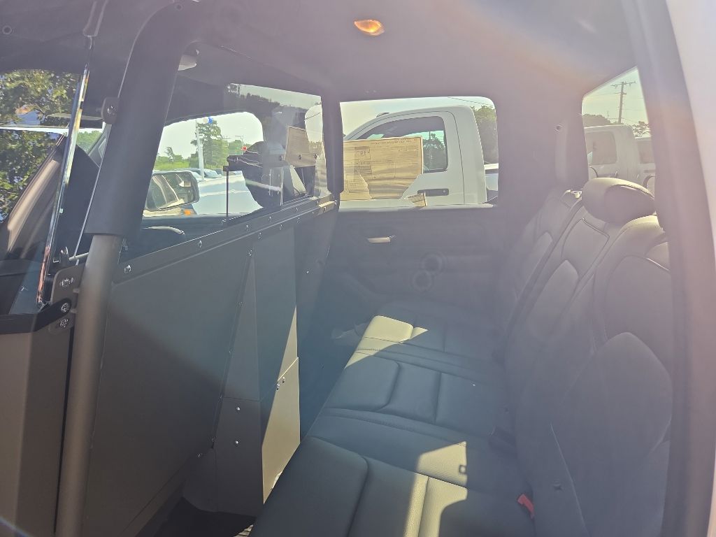 2025 Ram 1500 Tradesman photo 5