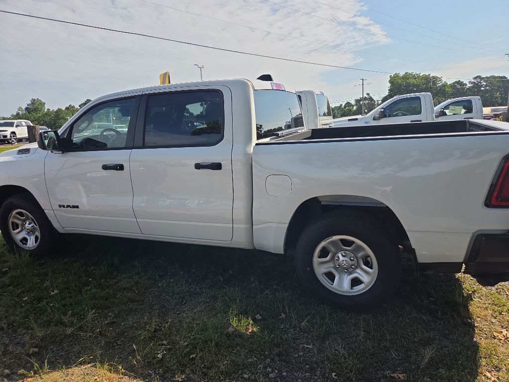 2025 Ram 1500 Tradesman photo 6