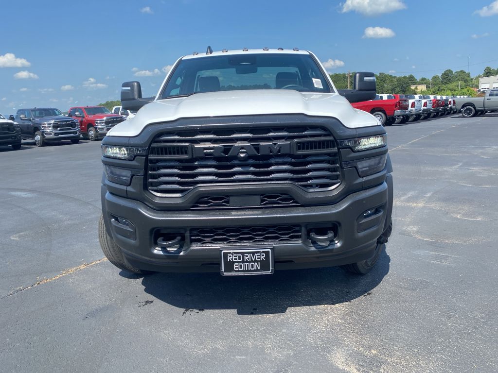 2026 Ram 5500 Chassis Tradesman photo 3