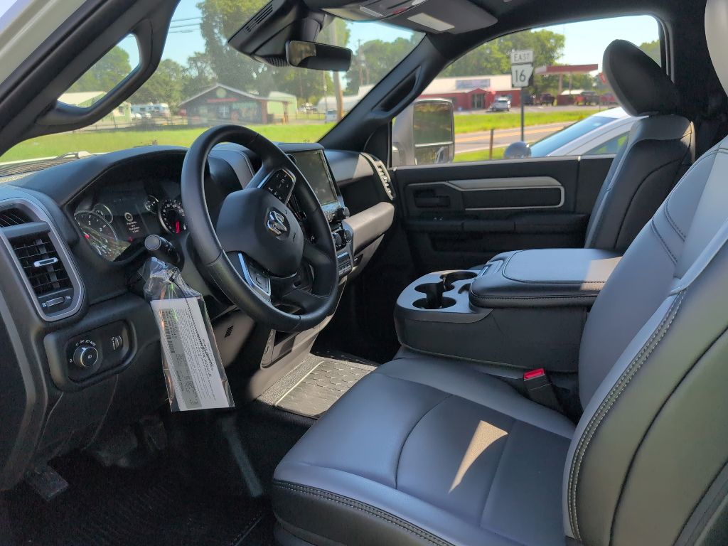 2027 Ram 5500 Chassis Tradesman photo