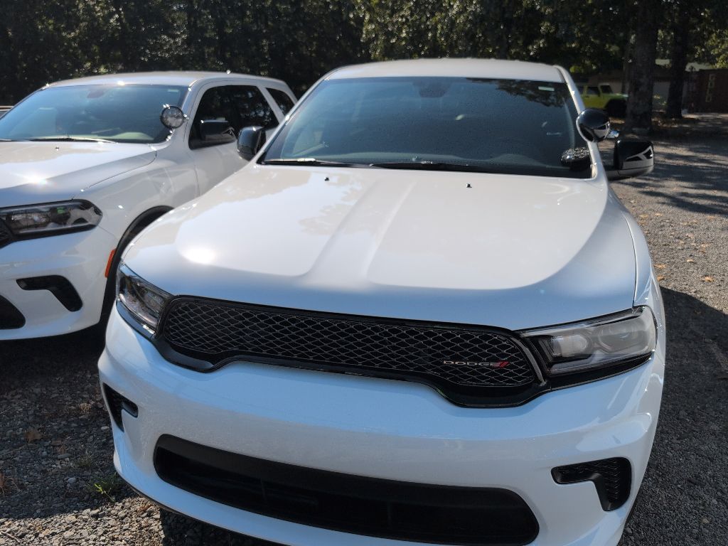 2027 Dodge Durango Pursuit photo 2